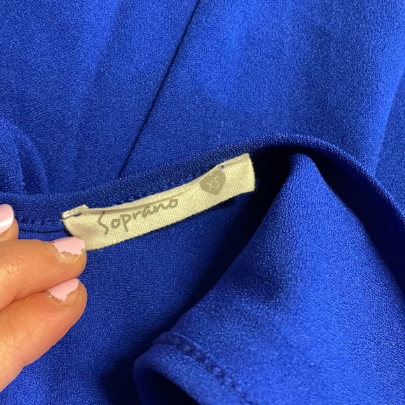 Gorgeous Blue Dress - Picture 3 of 3